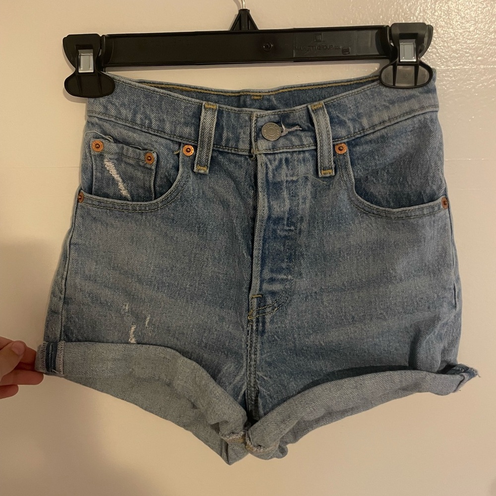 Levi Jean Shorts